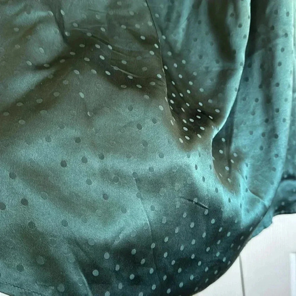 MADEWELL | 💯 SILK FOREST GREEN | ONE SHOULDER DRESS | size 8 - Picture 3 of 6